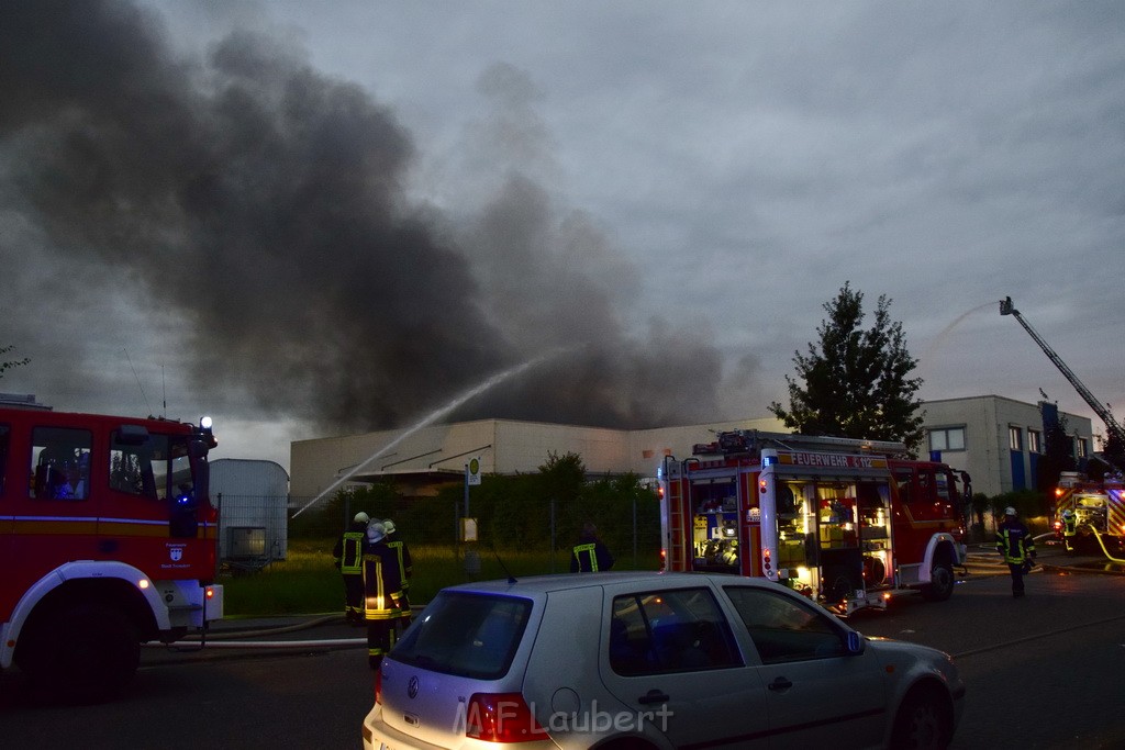 Grossbrand Halle Troisdorf Kriegsdorf Junkersring P356.JPG - Miklos Laubert